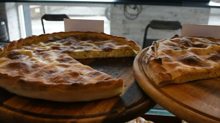 Non Solo Pizza: Scoprire il Meglio di Genova